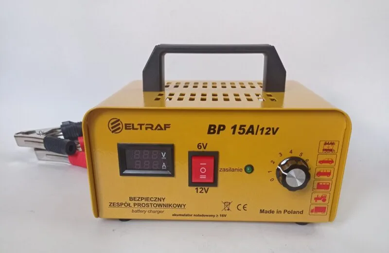 PROSTOWNIK 15A 6V/12V W METALOWEJ OBUDOWIE NOWOŚĆ